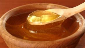 Çfarë i Ndodh Organizmit Nëse Konsumoni një Lugë Mjaltë Herët në Mëngjes