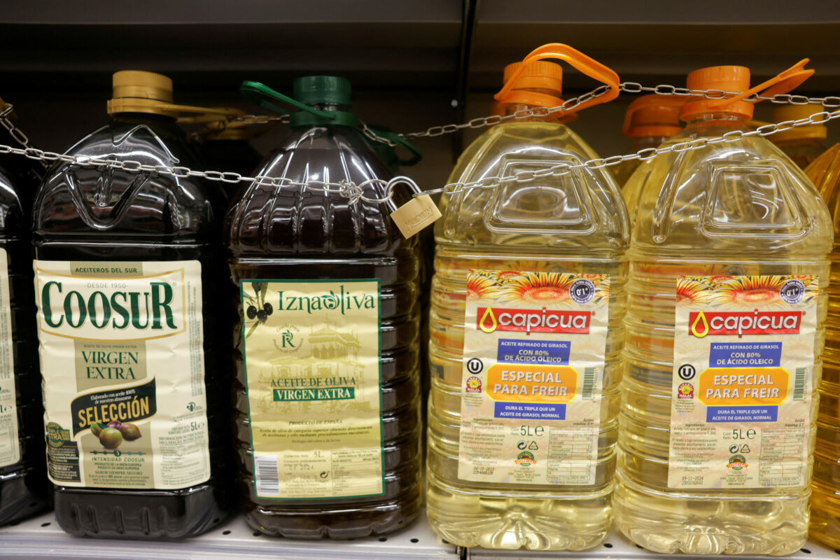 Supermarketet spanjolle kyçin vajin e ullirit për shkak të rritjes së vjedhjeve në dyqane