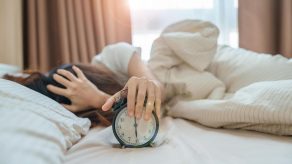 Zbuloni Shtatë Arsyet Pse Zgjoheni të Lodhur Nga Gjumi i Natës