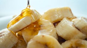 Kundër Kollës dhe Bronshitit - Kura me Banane dhe Mjaltë
