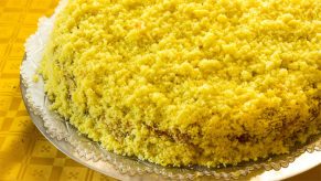 Torta Mimoza - Receta Shumë e Thjeshtë, me Ëmbëlsi të Lehtë
